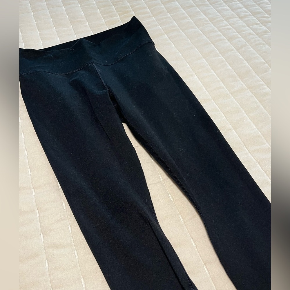 Black Highwaisted Powerhold Fabletics 7/8 Leggings
